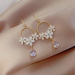 NEW Crystal Flower Dangle Drop Earrings